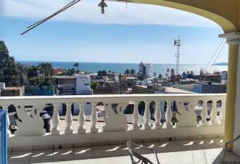 Vista de oro allows 18 year olds to book a room