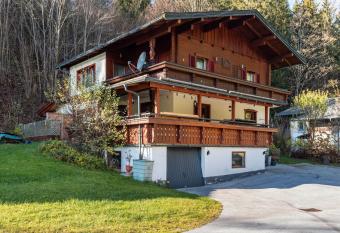 Ferienwohnung Petra Top 3 has Balcony rooms