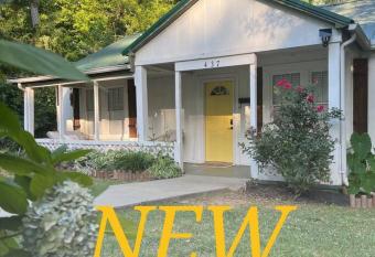 Quaint City Cottage Bremen, Ga allows 18 year olds to book a room