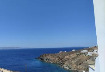 Margarita s Vourni house has Balcony rooms