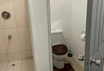 Breeze Manor has Balcony rooms