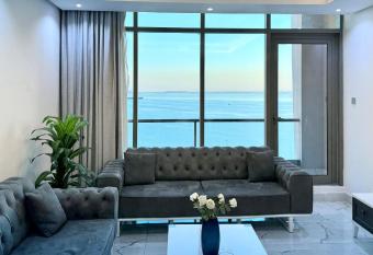 Al Safwa One Apartment has Balcony rooms