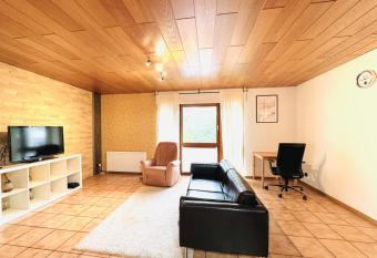 H&H Home - Full equipped Apartment near Mercedes in Sindelfingen has Balcony rooms