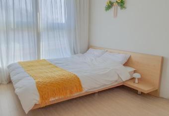 Exclusive use of the entire studio allows 18 year olds to book a room