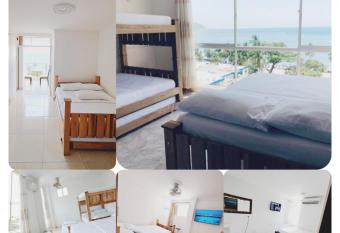 apartaestudios luna azul rodadero has Balcony rooms