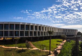 Elma Hotel and Art Complex allows 18 year olds to book a room