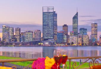 The Peninsula Riverside Serviced Apartments has Balcony rooms