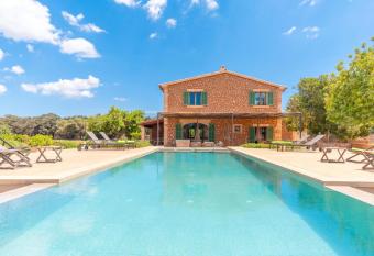 (null) has Balcony rooms