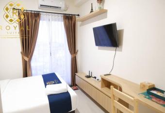 Royal Suites Studio 10RS - Citra Plaza Nagoya has Balcony rooms