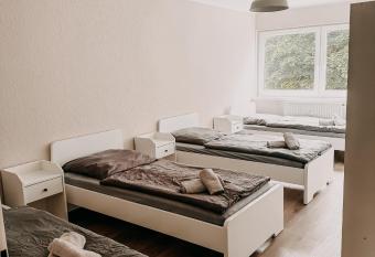 Wohnen im L  ndereck! Essen-M  lheim-Oberhausen! BS2L has Balcony rooms