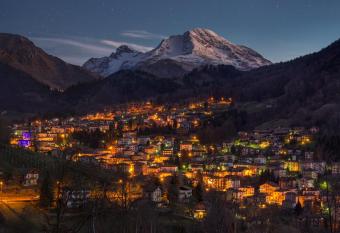 Hotel Moderno has Balcony rooms