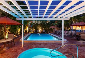 Inn At The Beach-Venice Florida has Balcony rooms