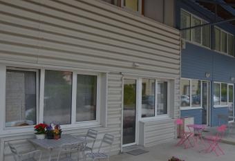 Le Prieure Valette has Balcony rooms