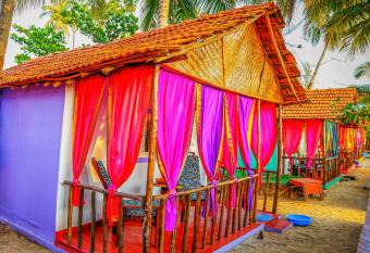 GoYm Resort has Balcony rooms