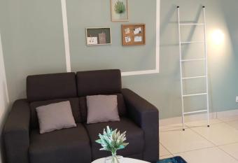 Almas Puteri Harbour Suite Johor Bahru Cosy Room 5 min to Legoaland Medini near 2nd Link by HomeSpace has Balcony rooms