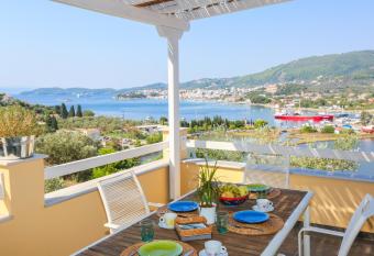 Saint George Villas & Apartments has Balcony rooms