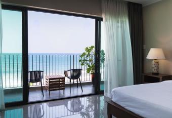 Dan Oasis Hotel and Apartment has Balcony rooms