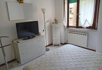 (null) allows 18 year olds to book a room