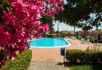 Ondamare 2 has Balcony rooms