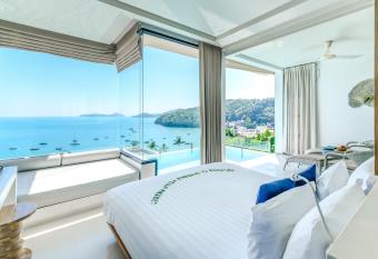 Bandara Villas, Phuket has Balcony rooms