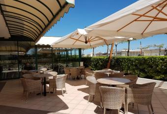 Abahotel has Balcony rooms