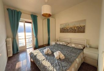 Apartment Di Lago by GardaDoma allows 18 year olds to book a room