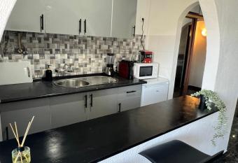 Sun House has Balcony rooms