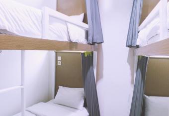 Wakeup Homestay has Balcony rooms