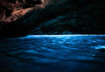 La Pajara has rooms with a private hot tub