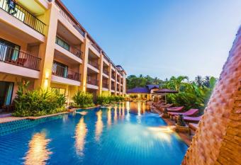 The Windmill Phuket Hotel has Balcony rooms