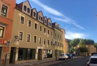 Pension Burkhardt allows 18 year olds to book a room