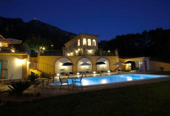 Country House Felicia has Balcony rooms