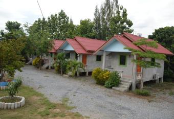 BaanSunlomjoy has Balcony rooms