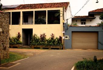 Villa Inavni has Balcony rooms