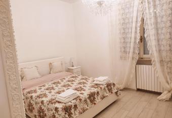 Villa Samy has Balcony rooms