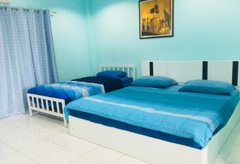 Best Rent a Room has Balcony rooms