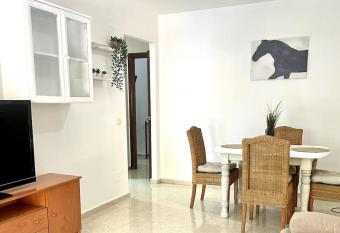 Apartamento al lado de la playa has Balcony rooms
