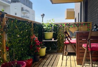 Appartement terrasse Sud - 10 min du centre - STRASBOURG has Balcony rooms