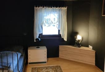 K  fer d has Balcony rooms