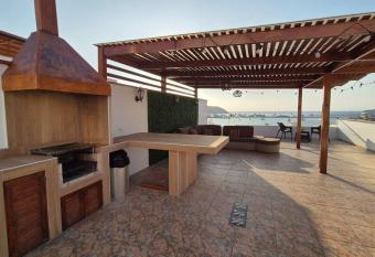 Apartamento duplex a 1 cuadra de Playa Naplo has Balcony rooms