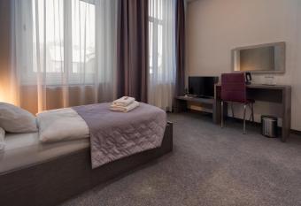 Penzi  n Sport has Balcony rooms