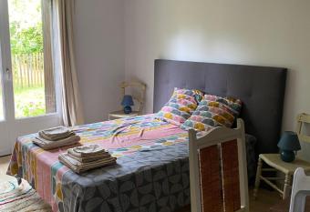 Appartement avec jardin has Balcony rooms