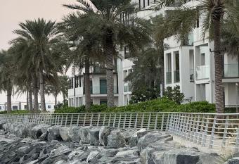 AU 79 CODE - Address Beach Resort Fujairah - Apartments has Balcony rooms