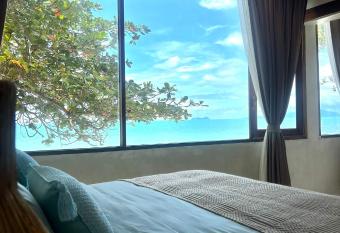 Cape Beach Villa Samui has Balcony rooms