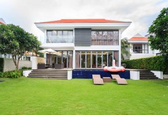 IDC White House Da Nang has Balcony rooms