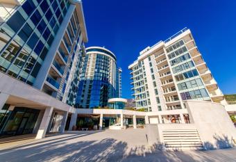 Hotel Tre Canne allows 18 year olds to book a room