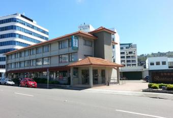 Riddiford Hotel allows 18 year olds to book a room