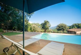 Borgo Ai Cuori has Balcony rooms