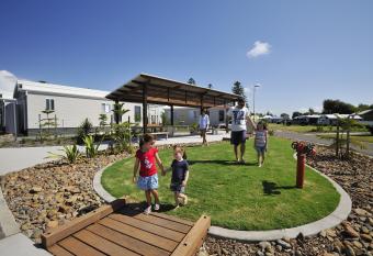 NRMA Stockton Beach Holiday Park allows 18 year olds to book a room