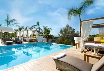 Portals Hills Boutique Hotel has Balcony rooms